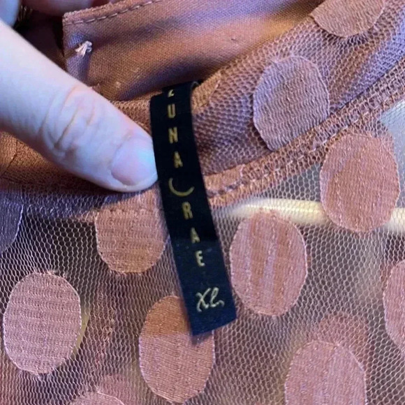 Top - Picture 3 of 7